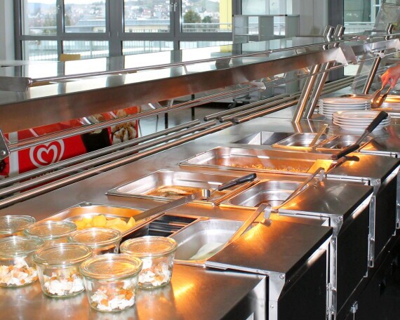 Servicekraft (m/w/d) für die Essensausgabe, 2. Bild
